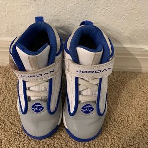 Blue Jordan Jump man Size 6
